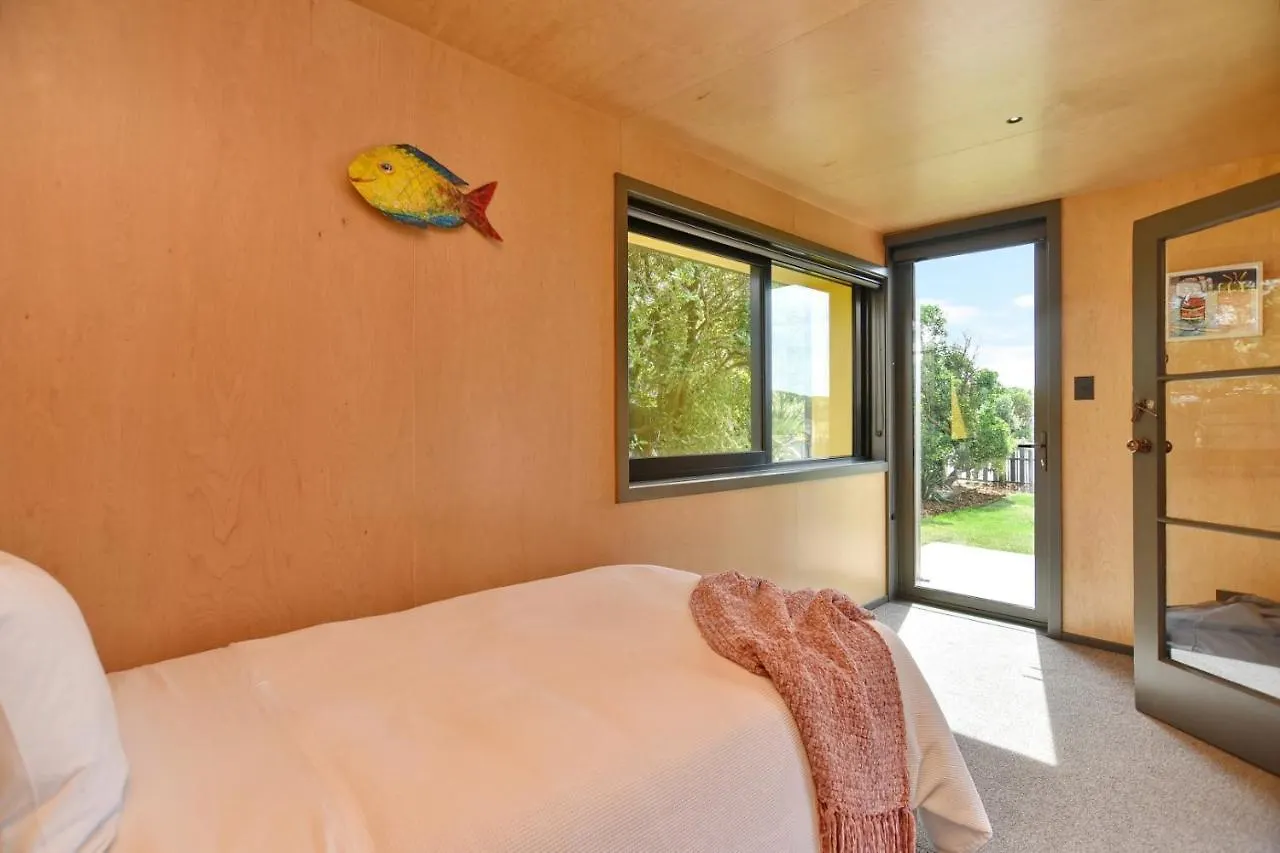 Beachfront Bach - Christchurch Holiday Homes