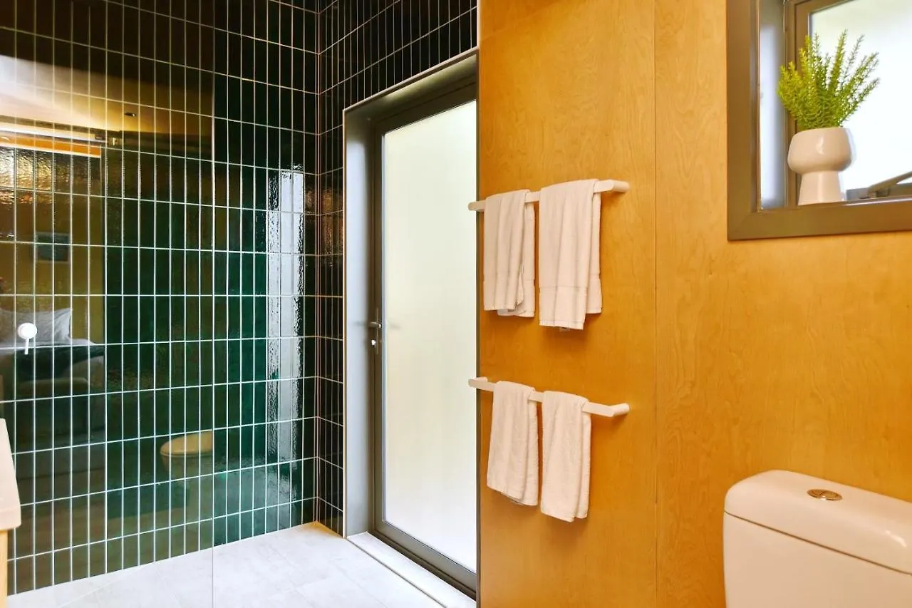 Beachfront Bach - Christchurch Holiday Homes New Zealand