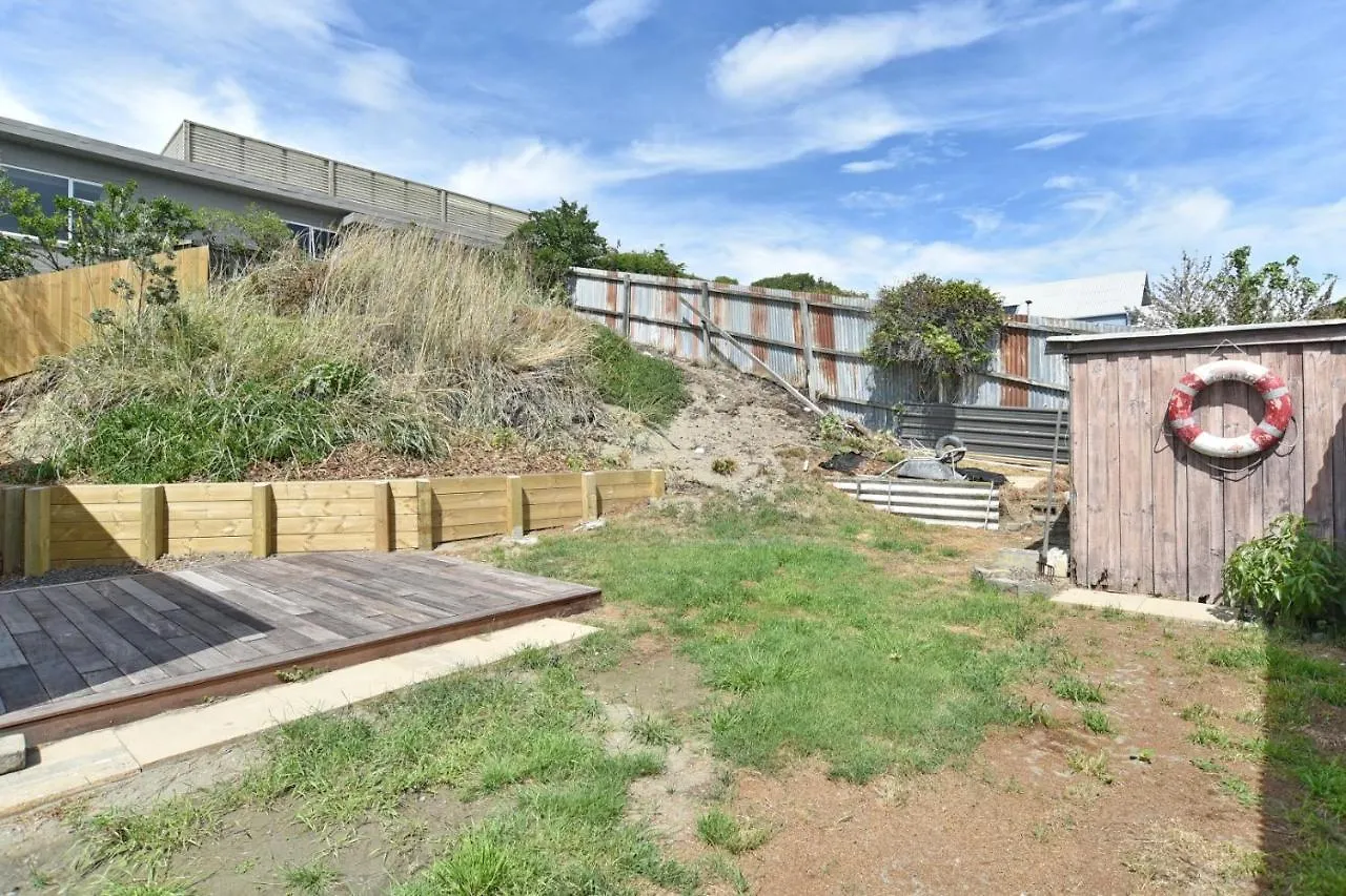 Beachfront Bach - Christchurch Holiday Homes