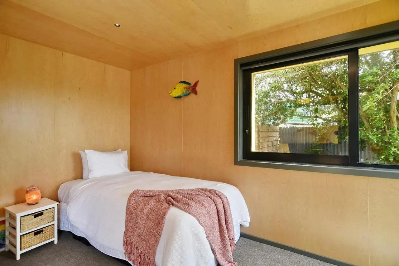 Beachfront Bach - Christchurch Holiday Homes
